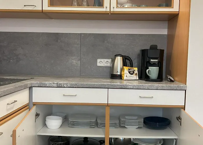 Zur Birke * Neuhausen ob Eck